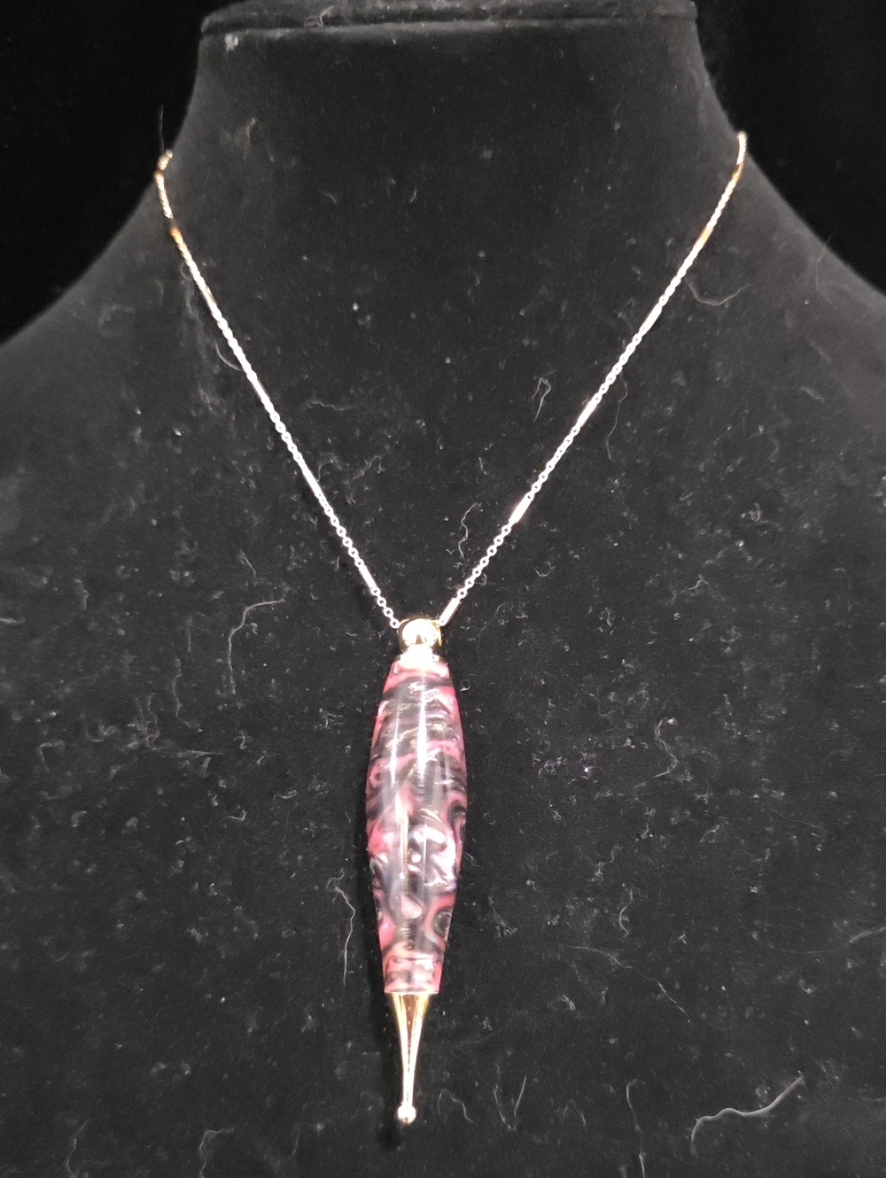 Artisan Pink Swirl Resin Pendant Gold-tone Necklace - Handmade